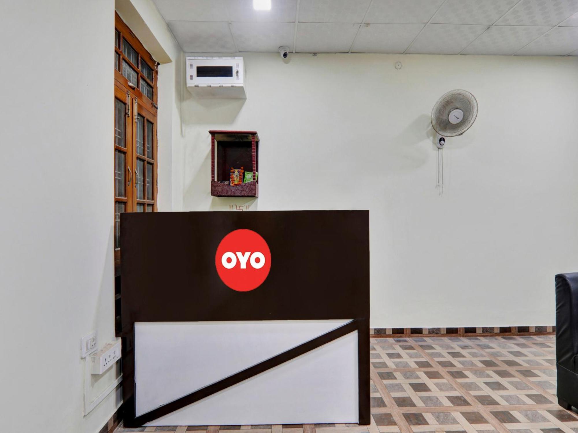 Hotel O Aradhya Galaxy Bhauli Extérieur photo