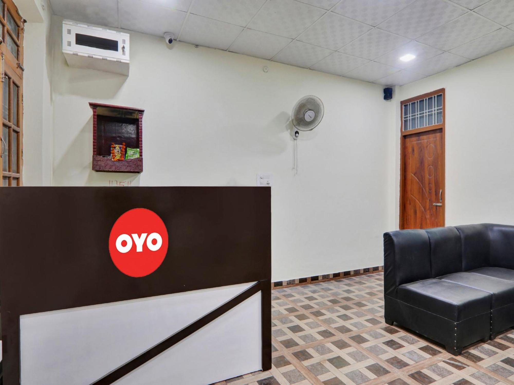 Hotel O Aradhya Galaxy Bhauli Extérieur photo